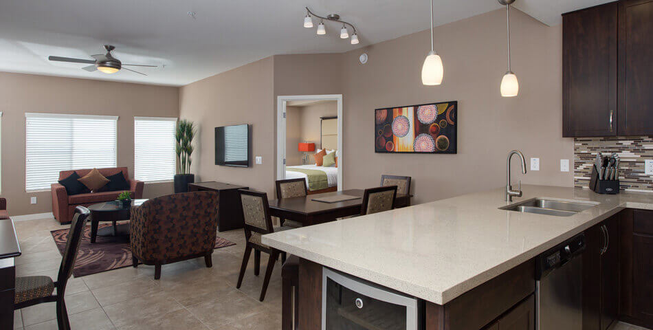 2 Bedroom Condo Rentals in Phoenix - bed