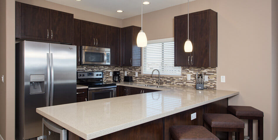 2 Bedroom Phoenix Condo Rentals - bed