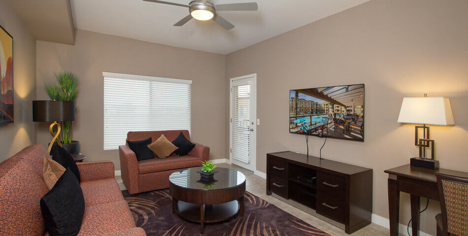 1 Bedroom Condos in phoenix - living room