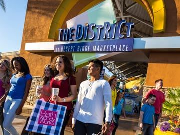 Toscana Condo Rentals - The district entrance