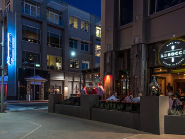 Toscana Condo Rentals - high street dining