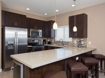 phoenix condo rentals - milano kitchen