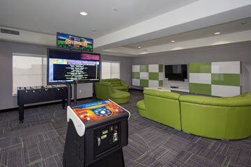 Condo Rentals in Phoenix - game room
